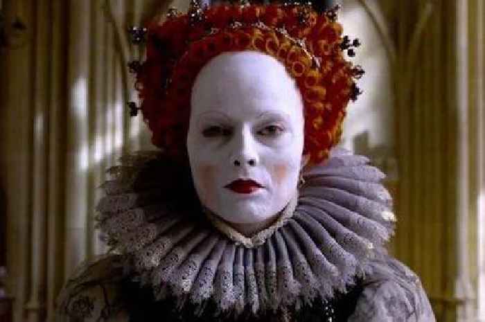 Epic period drama with unrecognisable star leaving Netflix in days