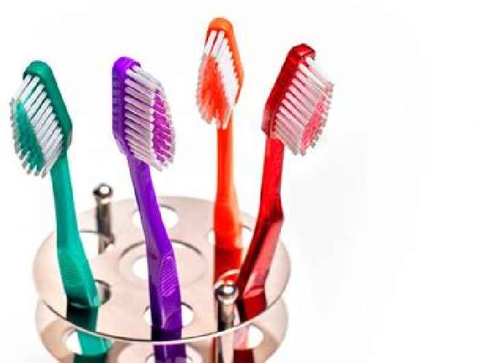 Pharmacist warns brushing teeth after eating could have ‘negative effects on oral health’