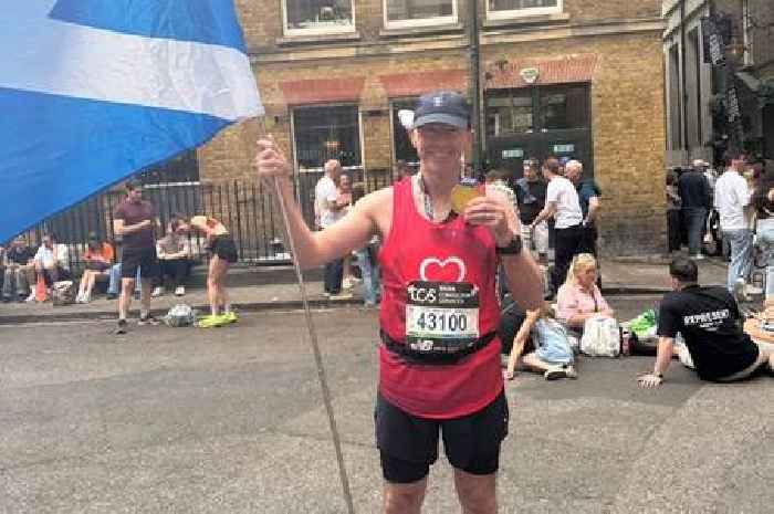 Ayrshire man raises £21,000 taking on London marathon in memory of his dad