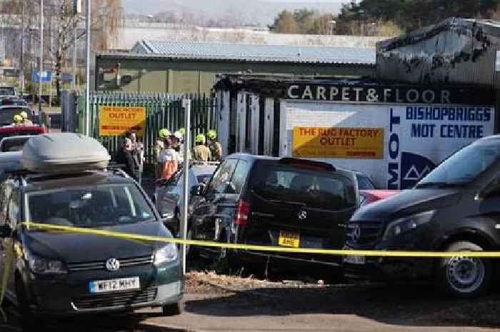 Cops make four more arrests as officers fight back in gangland war