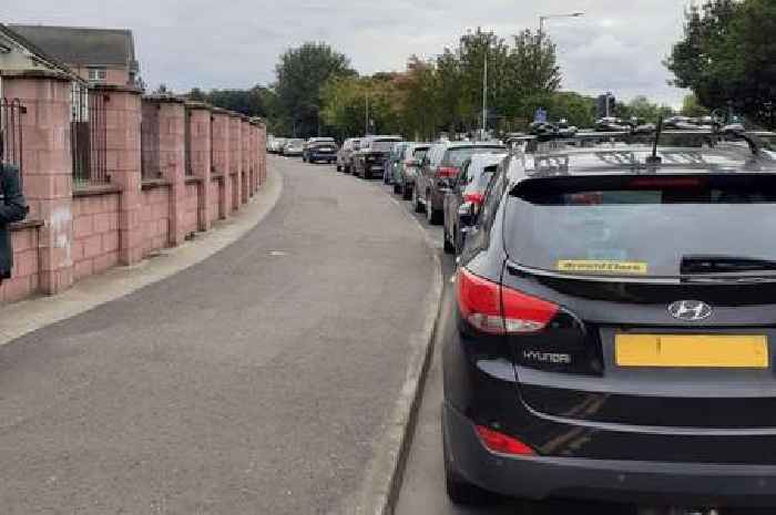 Falkirk school janitors 'could be asked to issue fines to parents parking badly'
