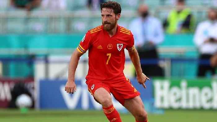 Wales star announces retirement from football