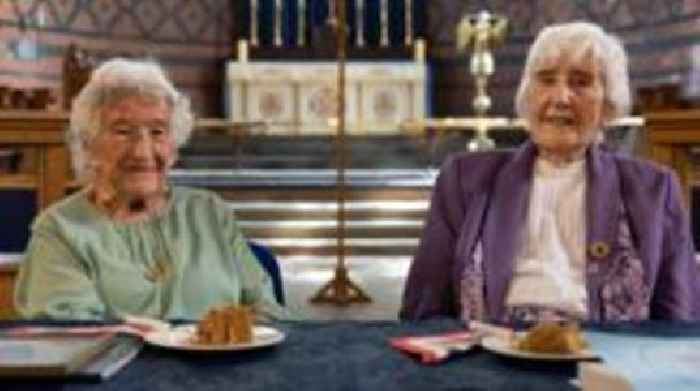 101-year-old WW2 codebreakers reunite for VE Day