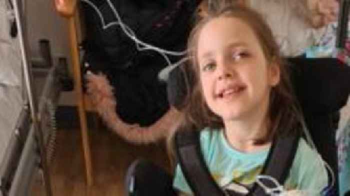 Girl left in 'agony' after 'substandard surgery'
