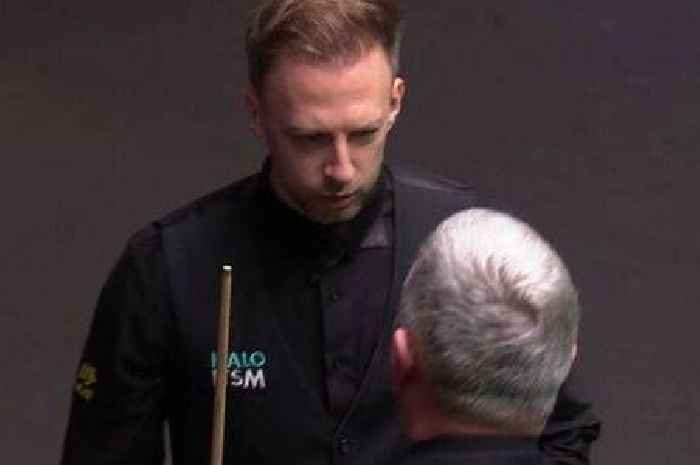 Judd Trump moans at referee during Mark Williams clash at World Snooker Championship