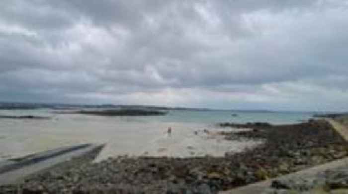 UV skin protection 'not just about cloudy days'