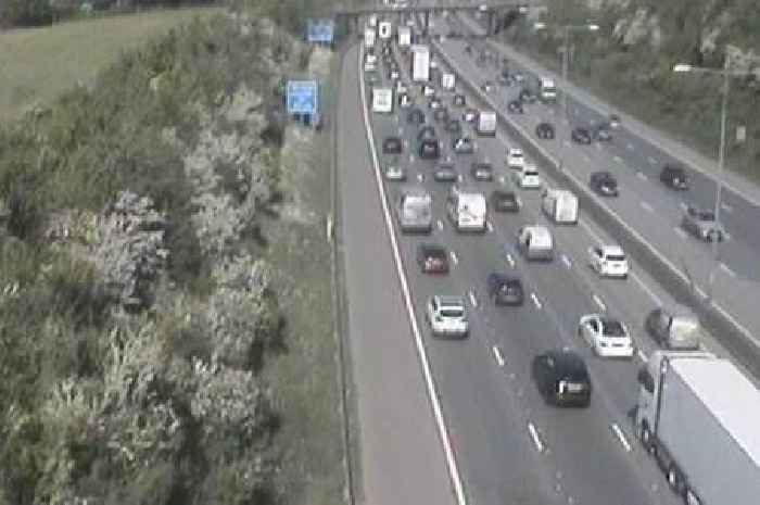 Live Kent M25 traffic updates after accident closes lane near M20