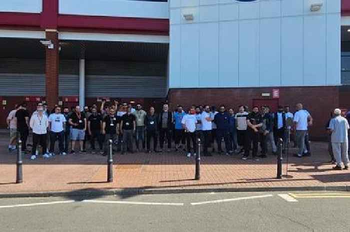 Stoke-on-Trent Uber drivers stage 24-hour strike with bet365 Stadium protest