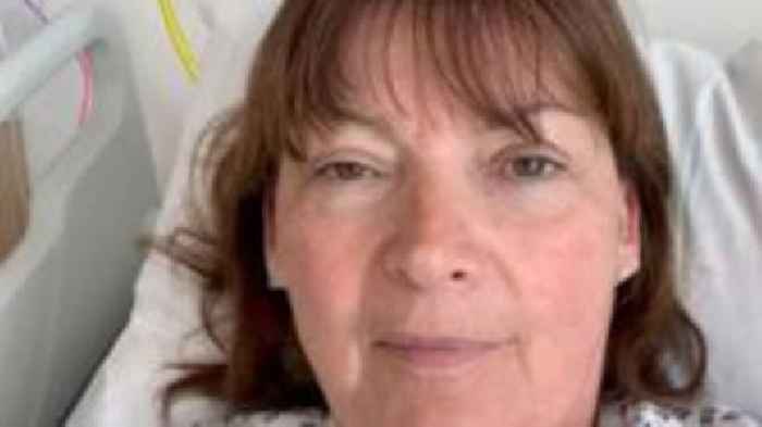 Lorraine Kelly reassures fans ahead of surgery