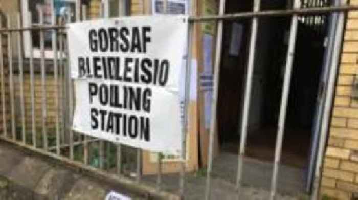 Politics 'doesn't work' for many people in Wales