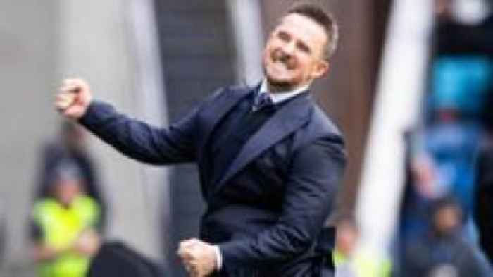 Ferguson retains hope of keeping Rangers head coach role