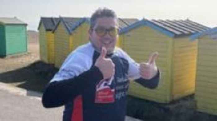Veteran runs 10k for charity after losing sight