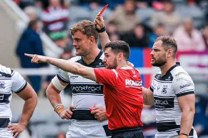 Sky Sports pundits weigh in on ‘reckless’ Liam Knight challenge as Hull FC verdict given