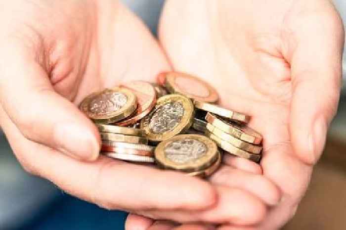 Expert urges Brits to look for two 'rarest' 50p coins worth almost £200