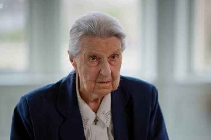 Antiques Roadshow guest who played incredible part in WW2 heartbreakingly says family 'never said anything'