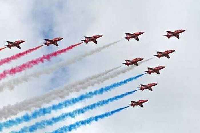 VE Day 2025 Red Arrows flypast route and timings as iconic planes to arc over UK