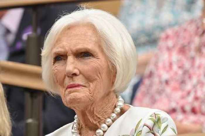 Bake Off legend Mary Berry makes heartbreaking health admission as she struggles at event