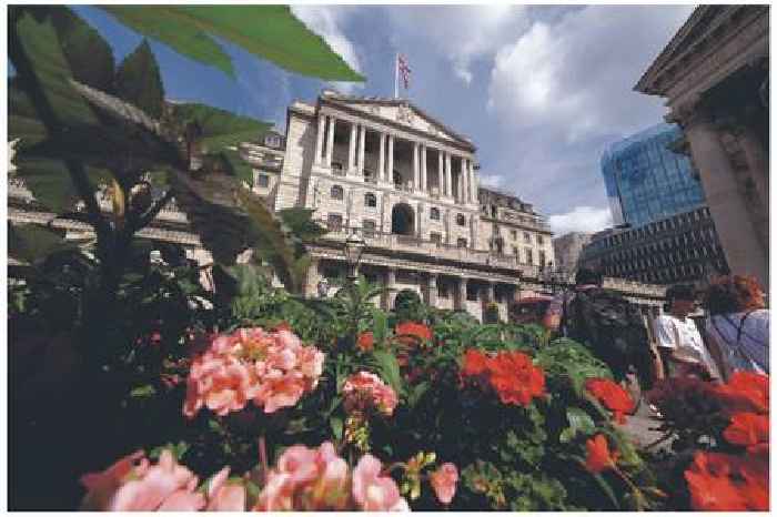 Bank of England to delay interest rates decision – by two minutes