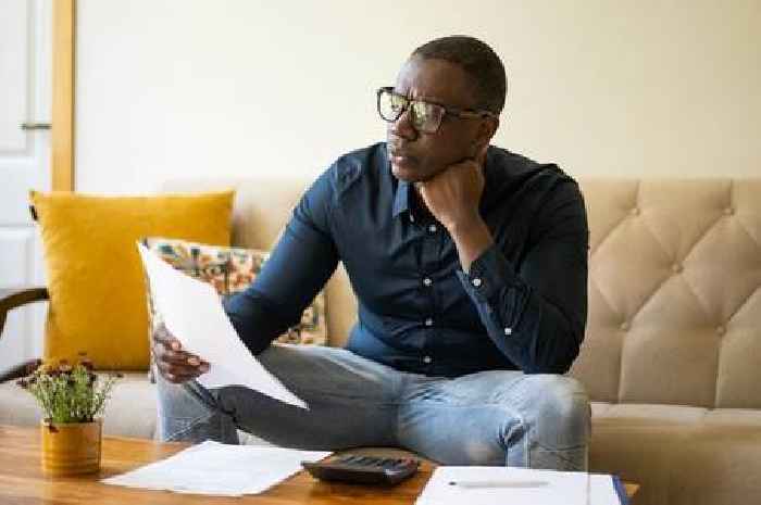 Universal Credit claimants could claim at least £100 loan but must pay back