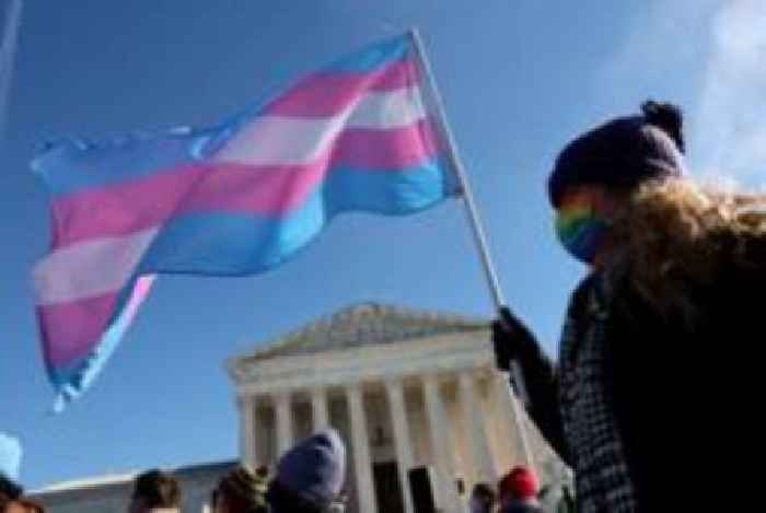US Supreme Court allows Trump to enforce transgender military ban