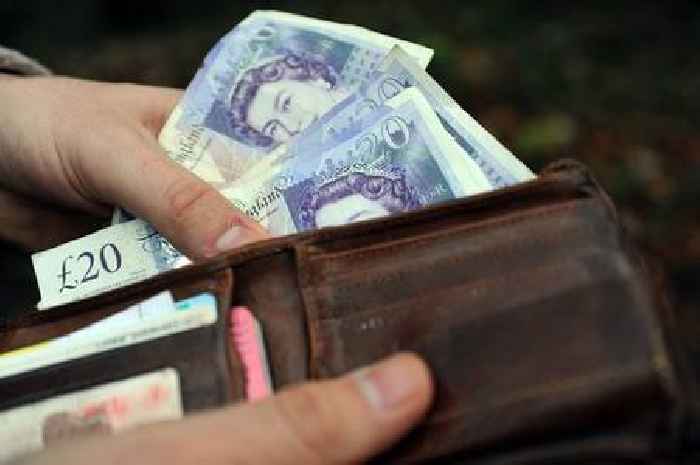 Millions of people in work to receive £117 pay rise in wages this month