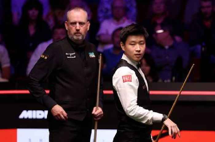 'It looks a bit erratic' – Mark Williams gives 'frightening' verdict on Zhao Xintong