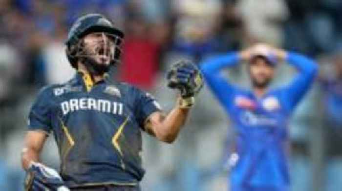 Titans snatch victory in extraordinary IPL finish
