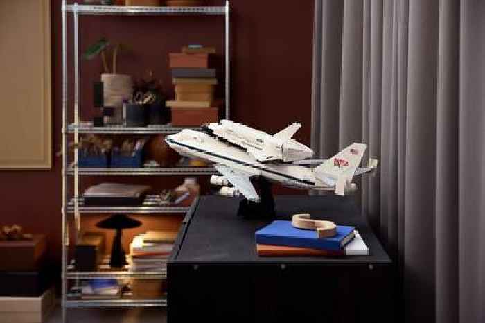 LEGO Icons Shuttle Carrier Aircraft Is a Reminder Spacecraft Used to Travel by Plane