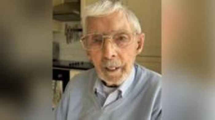 Veteran recalls 'getting squiffy' on VE day rum