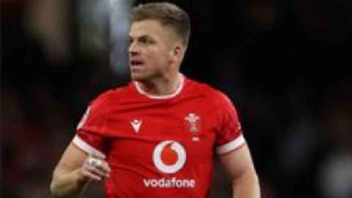 Wales fly-half Anscombe signs for Bayonne