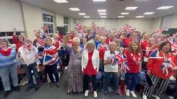 Choirs mark VE Day singing White Cliffs of Dover