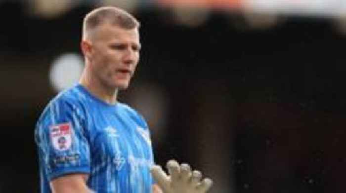 Six leaving Grimsby after missing out on play-offs