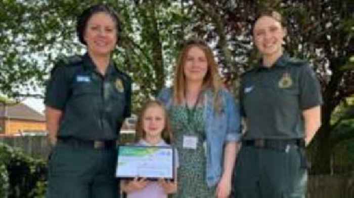 Mum who had seizure praises hero daughter