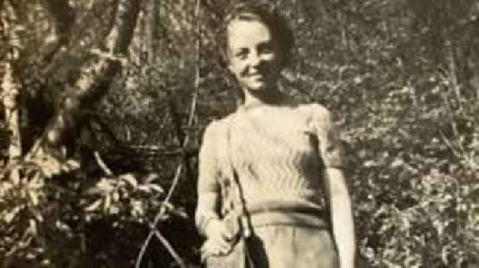 Village remember evacuee teacher 80 years on