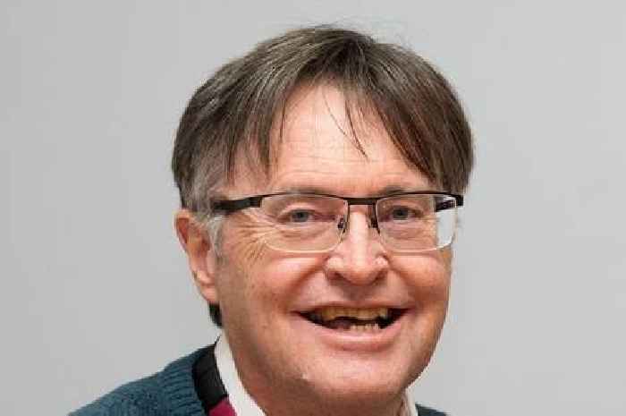 Long-serving charity boss to step down after nearly 30 years helping people facing homelessness