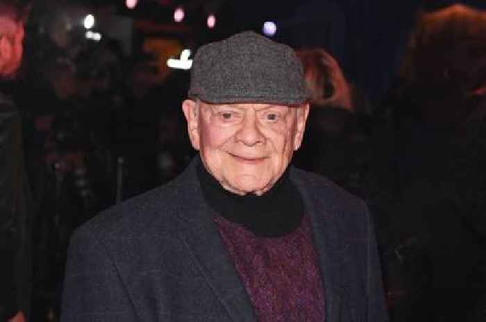 Sir David Jason says 'I'm not doing too bad' in health update