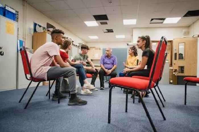 Croydon MP criticises council over lack of public consultation on youth engagement cuts