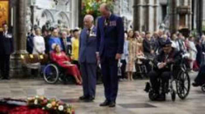 'Pray for peace', Churchill's descendant says at VE Day service