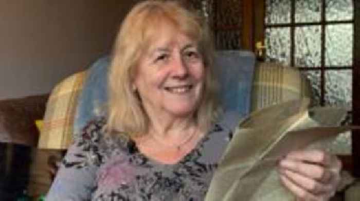 Families' VE Day letters show delight and relief