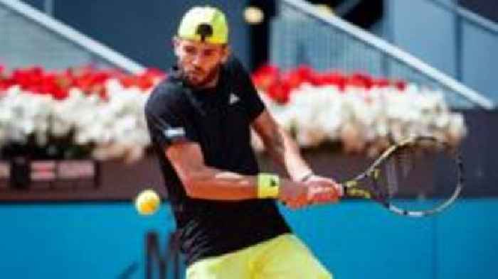 Fearnley beats home favourite Fognini at Italian Open