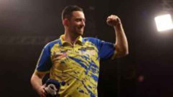 Humphries wins in Leeds as Price falls at semis