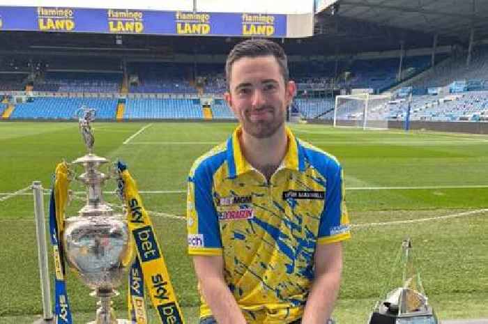 Luke Humphries reveals special darts shirt inspired by Leeds United for Prem night