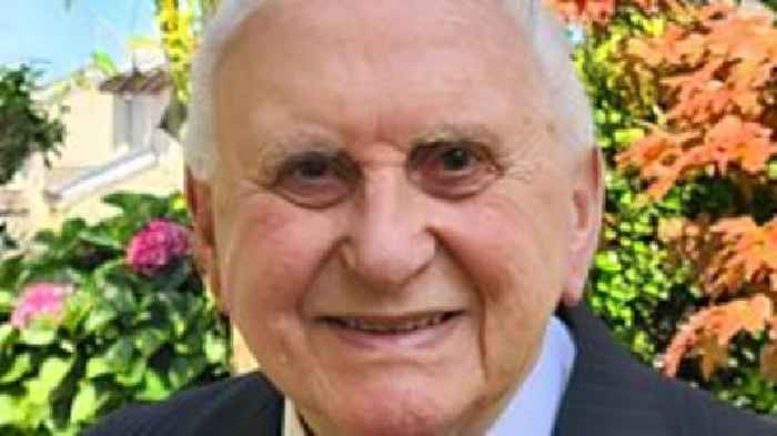 89 year old Cornish author pens WW2 memories in his book 'Children from Another Time'