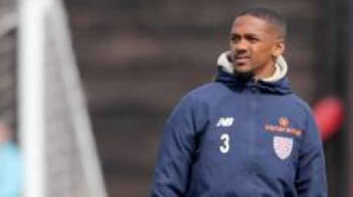 Boss Young leaves relegated Dagenham & Redbridge