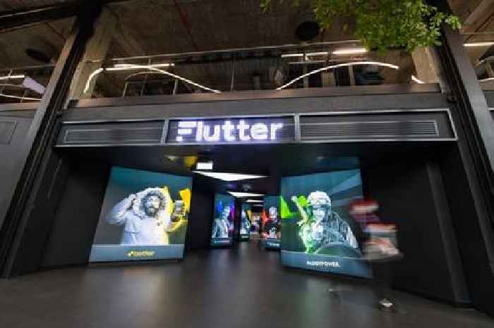 Flutter: Paddy Power owner stock sinks after gambler winnings