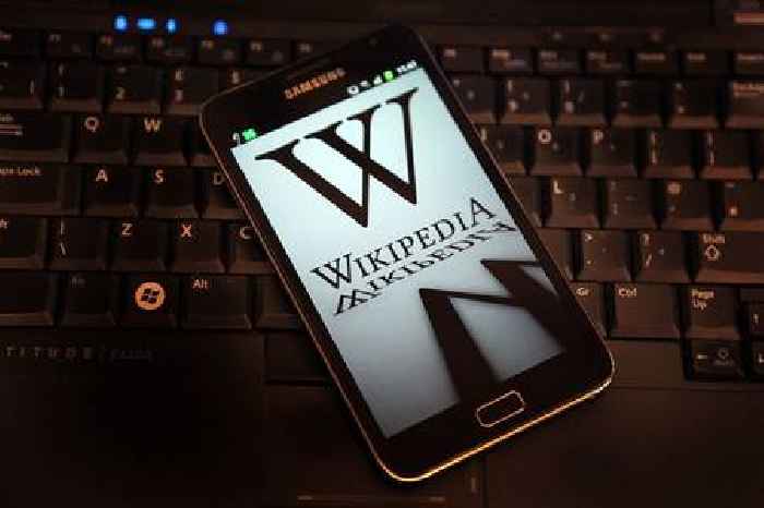 Wikipedia mounts legal fight over UK online safety rules