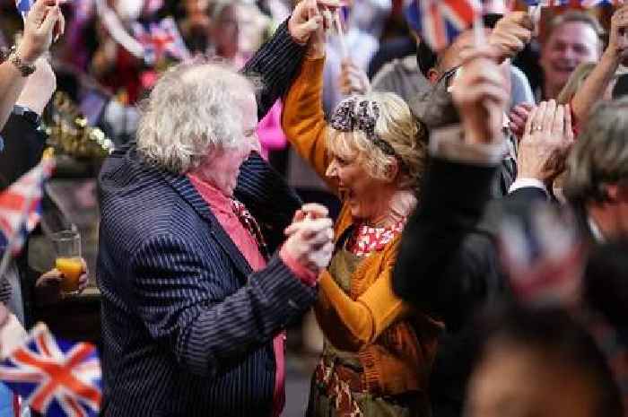 EastEnders' VE Day special leaves fans in tears with tribute to WWII veterans