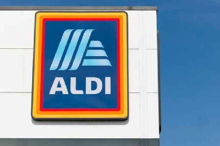 Airdrie Division Guides receives £1k investment from Aldi Scotland as part of annual Scottish Sport Fund initiative