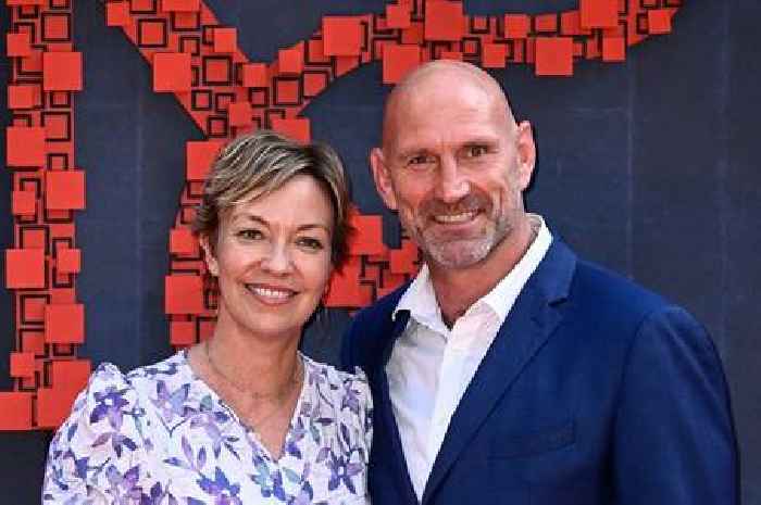 Lawrence Dallaglio's estranged wife puts £2.7m home up for sale to save him from bankruptcy