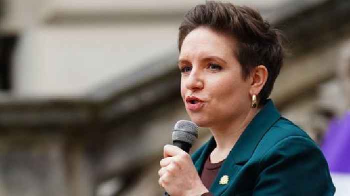 Carla Denyer says she will not seek re-election as Green co-leader